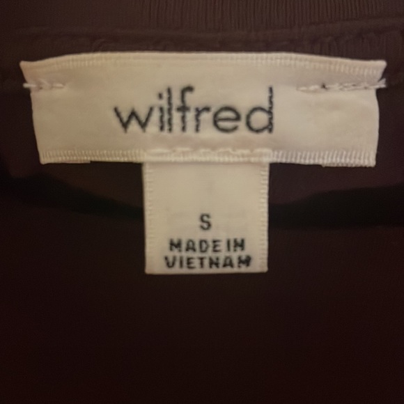 Aritzia Wilfred Free Burgundy Tee - Picture 2 of 4